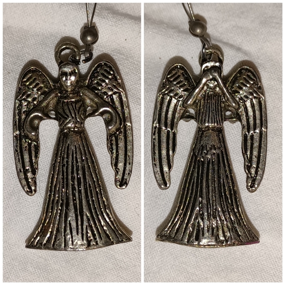 Dr. Who Don't Blink Weeping Angel bookmark or anywhere hanging ornament - Picture 1 of 3